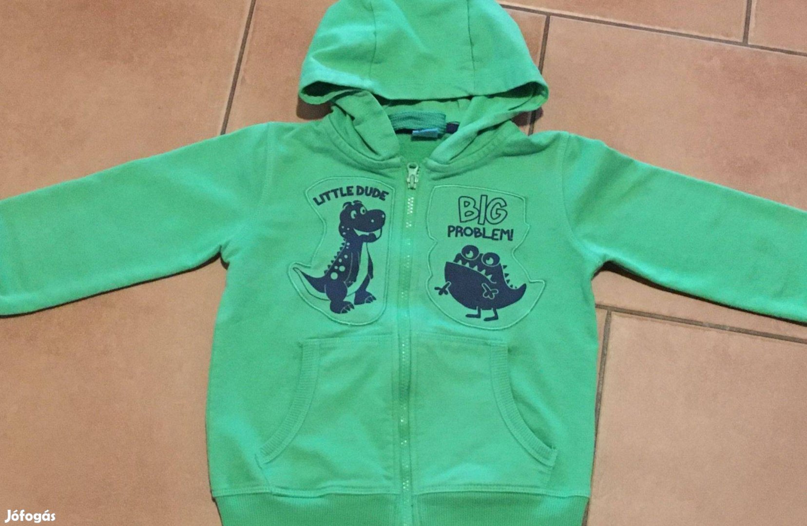 110-116 kapucnis zöld pulóver!