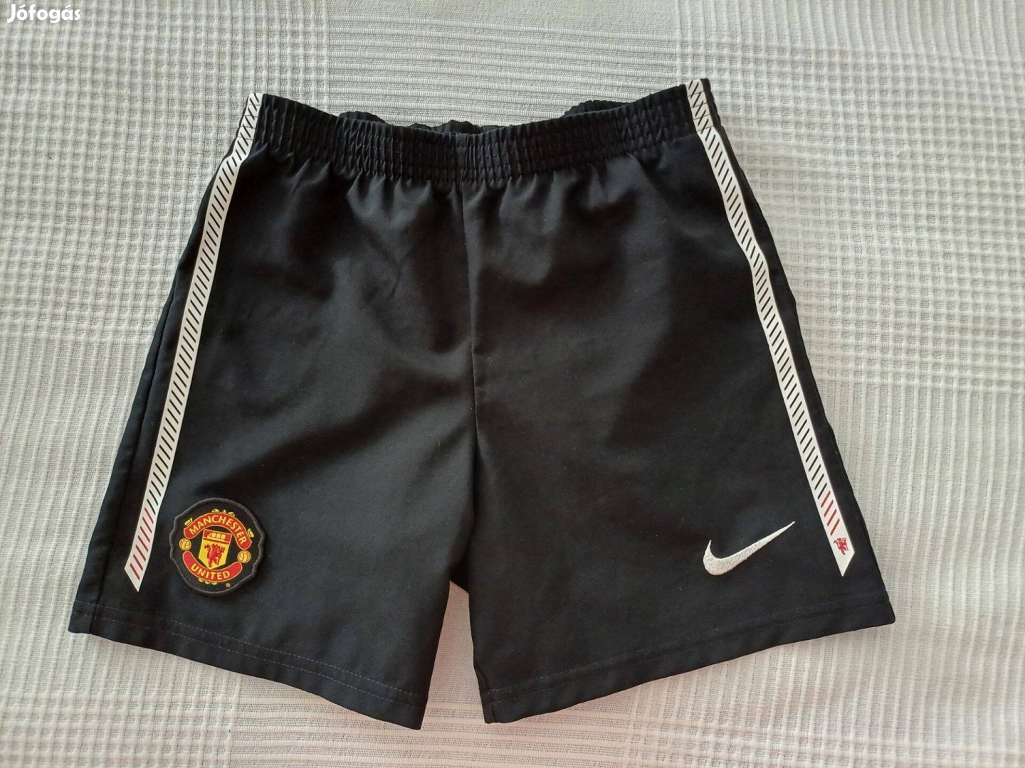 110-116-os Nike Manchester united rövidnadrág