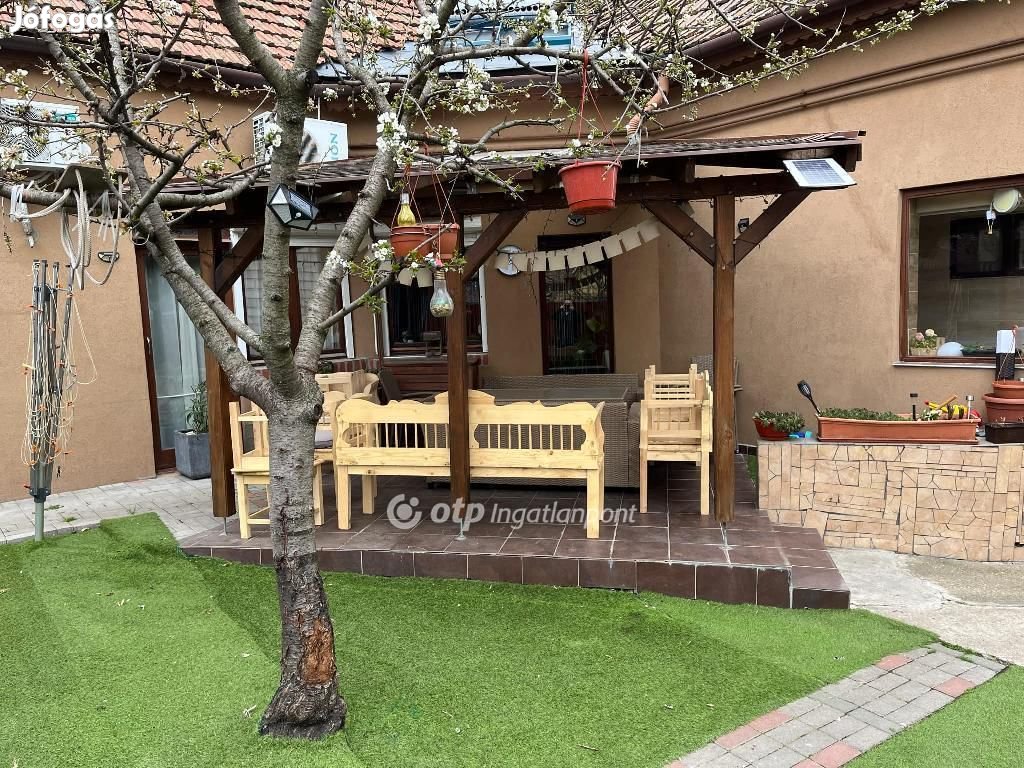 110 nm-es ház eladó Jászberény