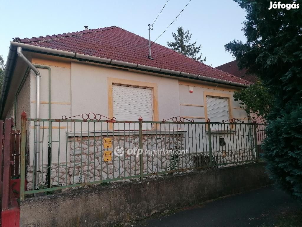 110 nm-es ház eladó Miskolc