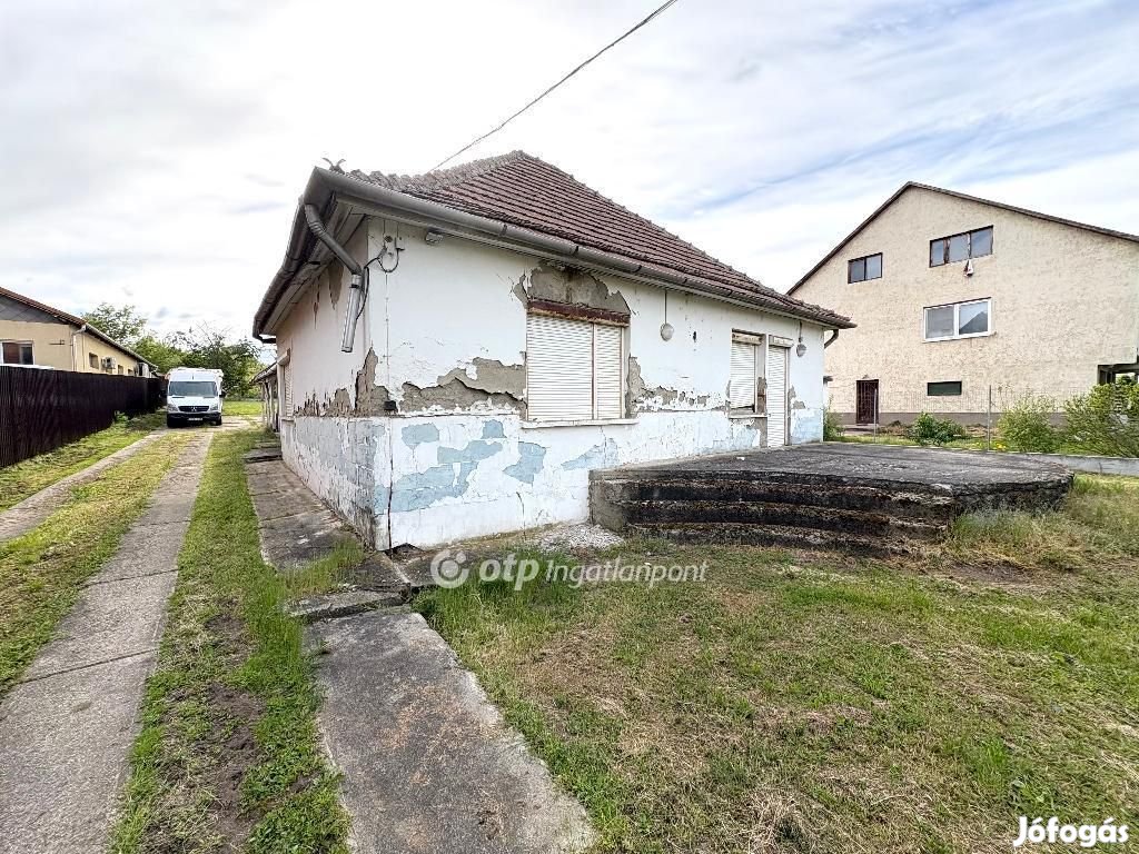 110 nm-es ház eladó Miskolc