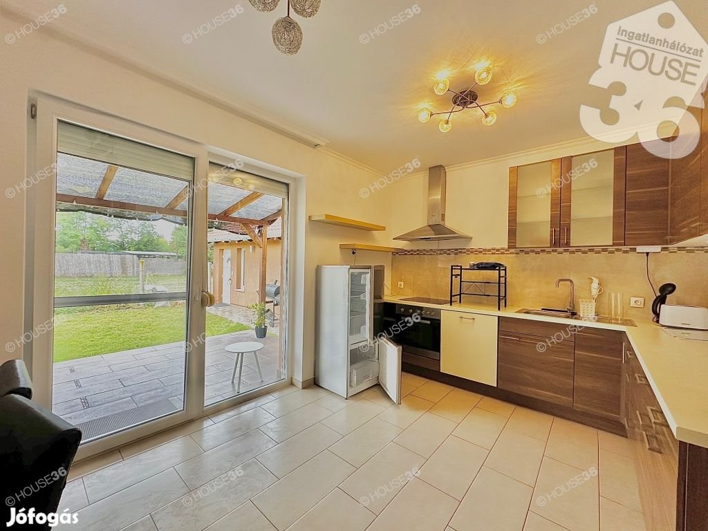 113 nm-es ház eladó Kecskemét