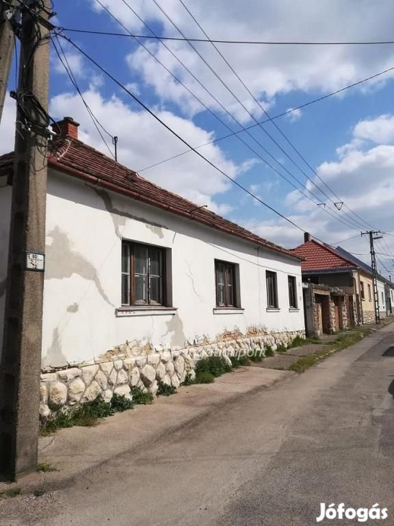 113 nm-es ház eladó Pécs