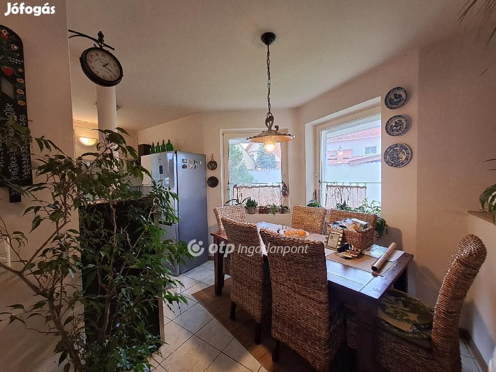 113 nm-es lakás eladó Szeged