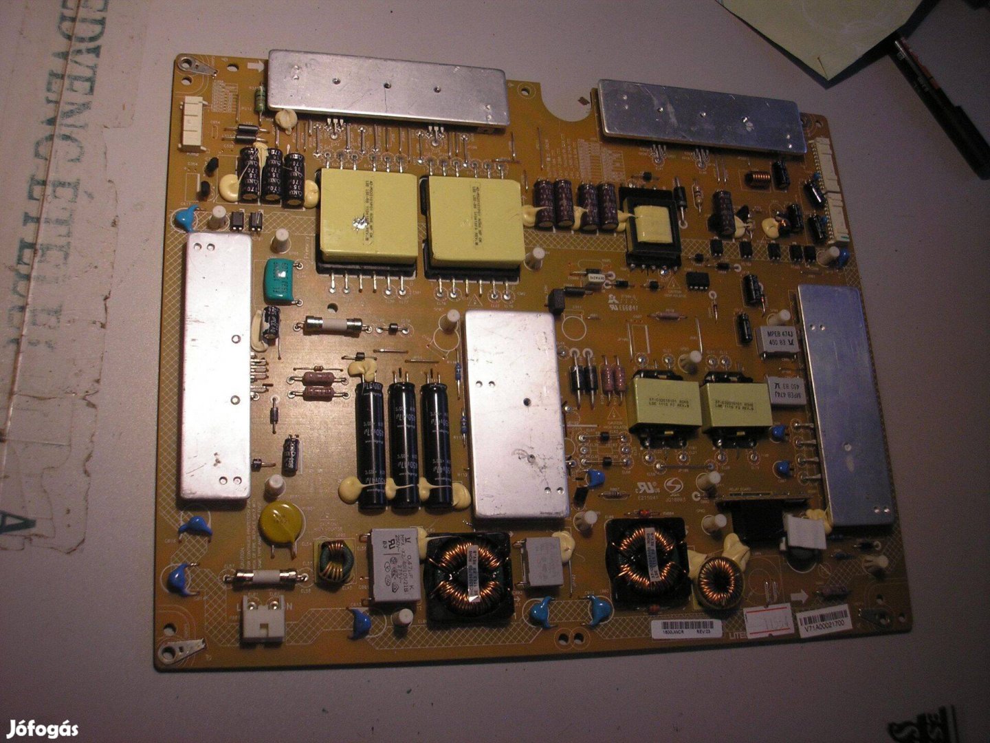 11554 TOSHIBA 42RL853 tápegység V71A00021700 PA-3201-01TS-LF