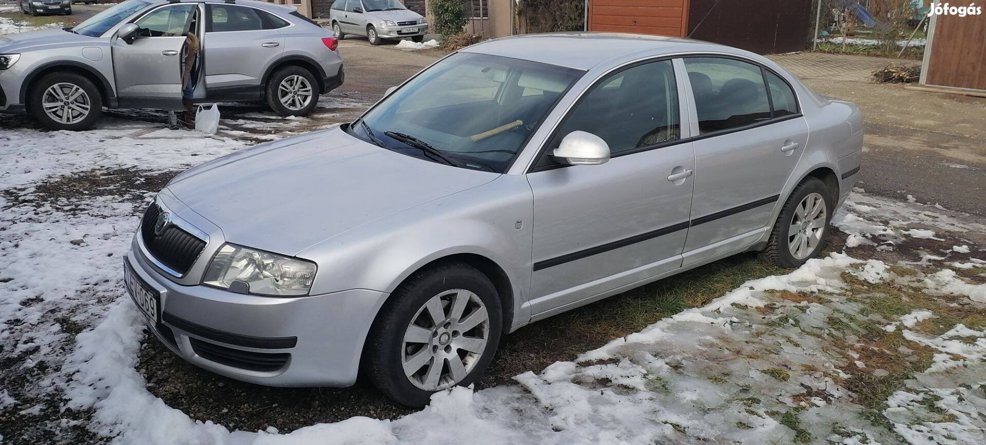 115 LE , garázsban tartott Skoda Superb 1.9 TDI