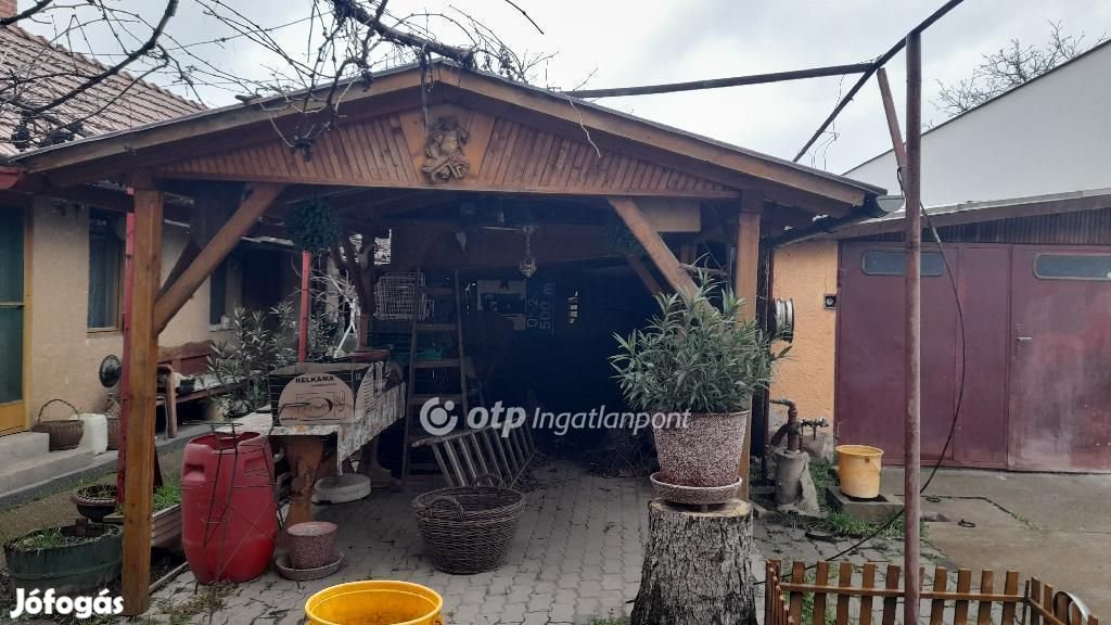 115 nm-es ház eladó Szeged
