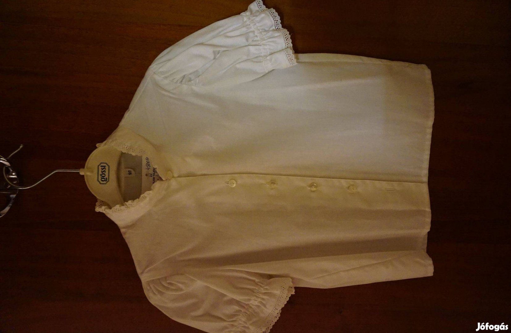 116-os fehér leányka díszes ingblúz eladó