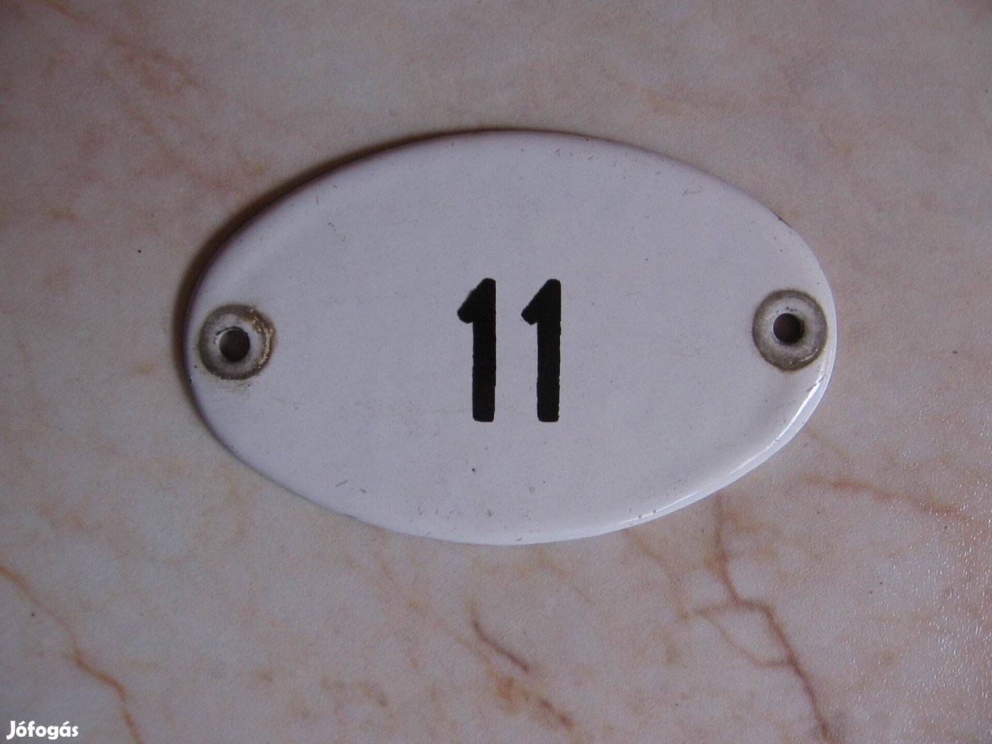 11-es ajtó jelzőszám