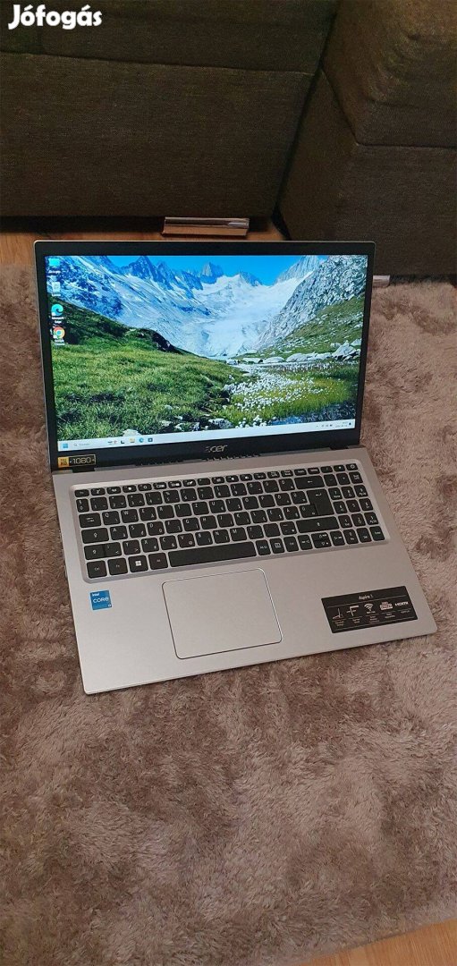 11 generációs Acer Aspire laptop