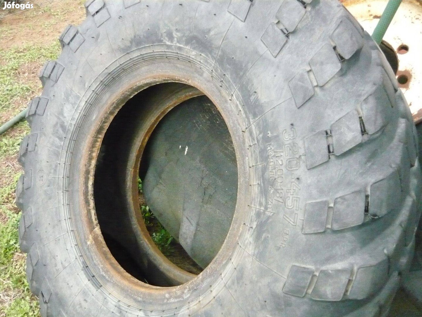 1200 R18 orosz gumi eladó