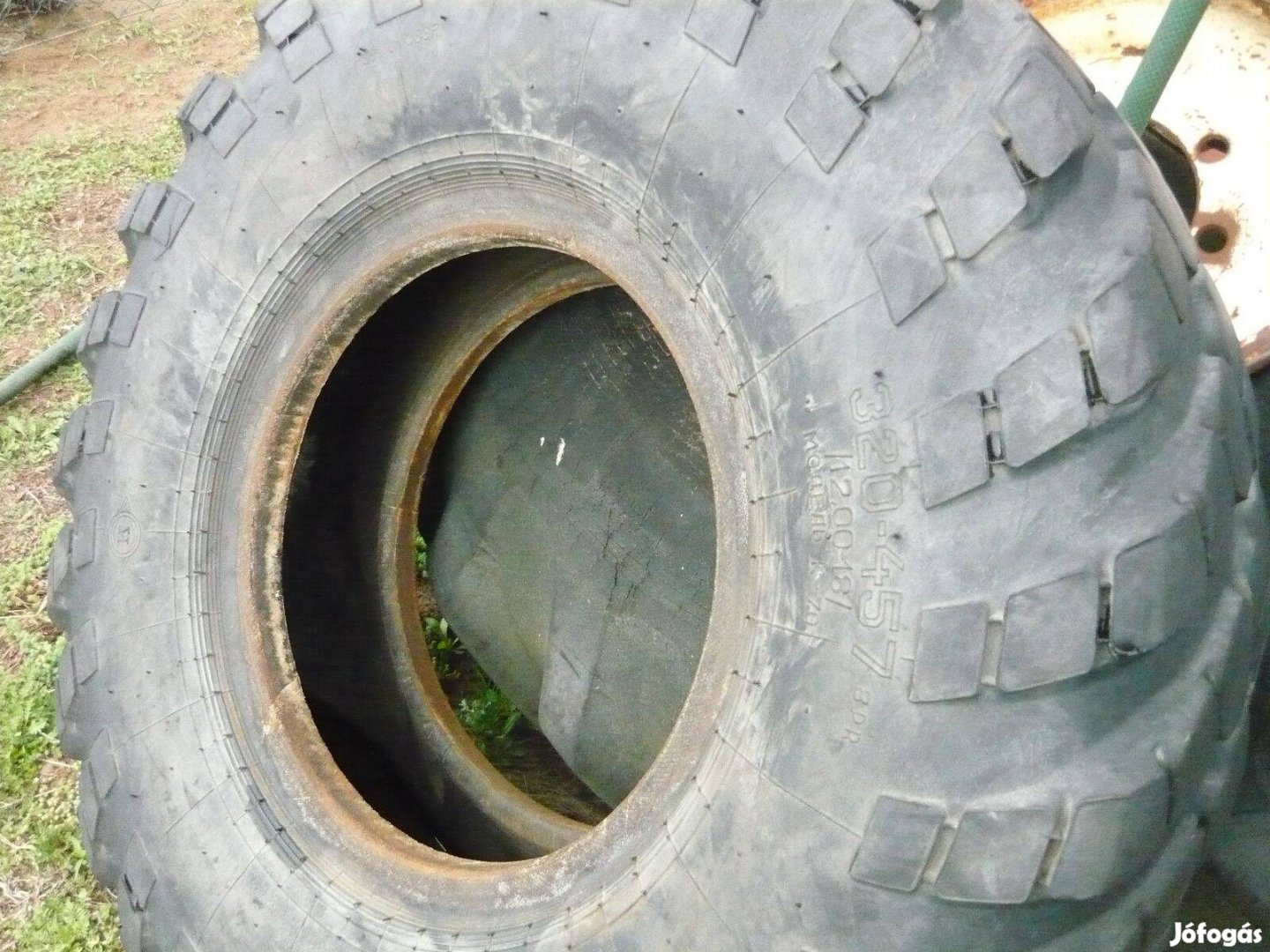 1200 R18 orosz gumi eladó