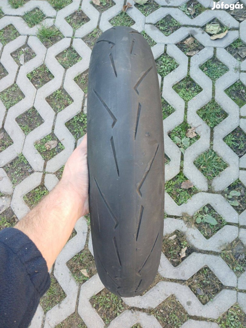 120/70-17 Pirelli Diablo Supercorsa SP V4 sport/pálya motorgumi 2023