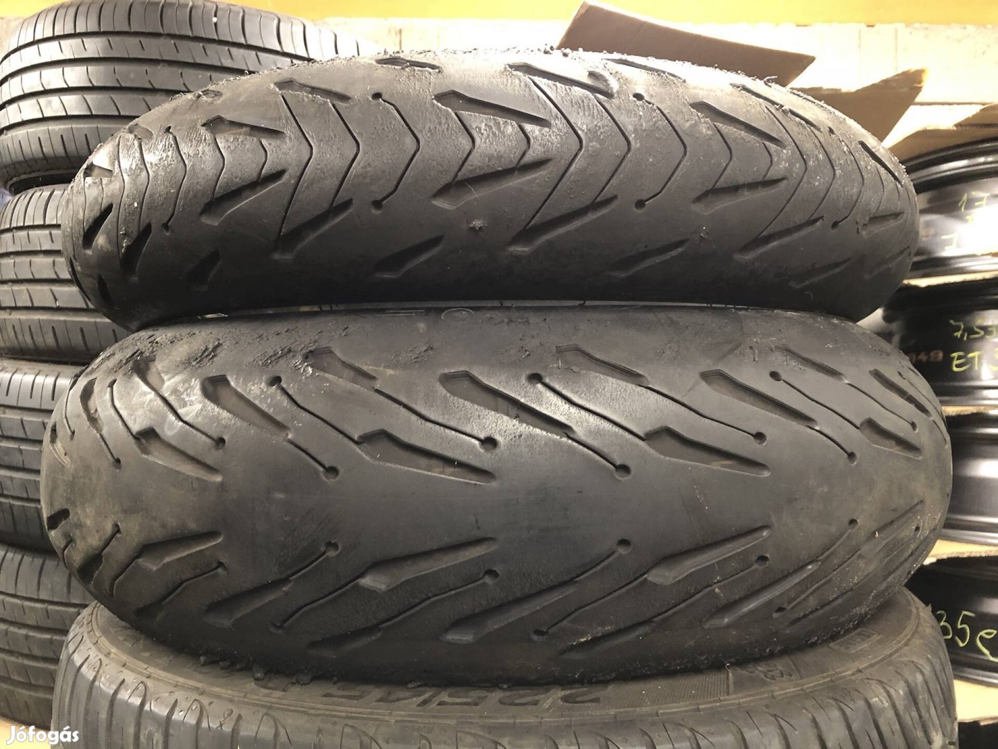 120/70/17 motor gumi 180/50/17 Michelin 