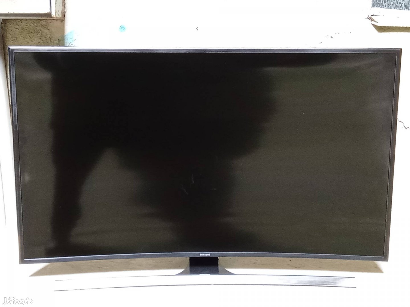 121centis uhd4k smart tévé eladó ingyenes szállítással Bp