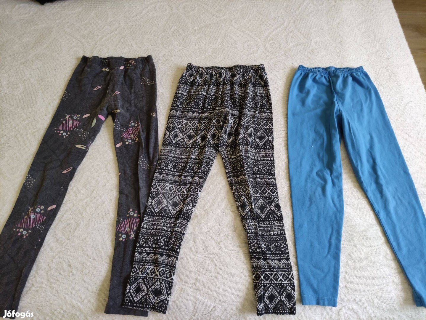 122/128-as 3 db lányka leggings