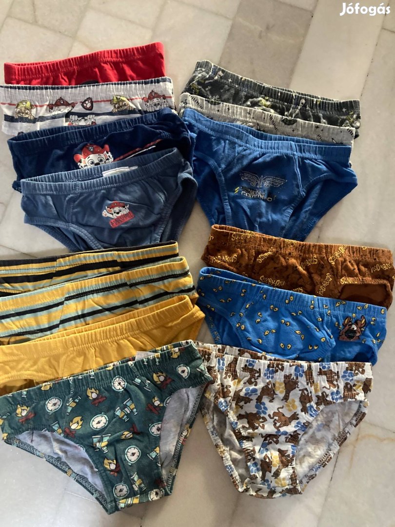 122-128-as alsónadrág 14 db egyben eladó