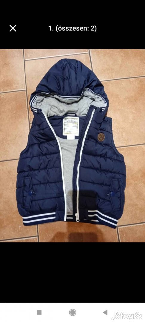 122-es fiú mellény