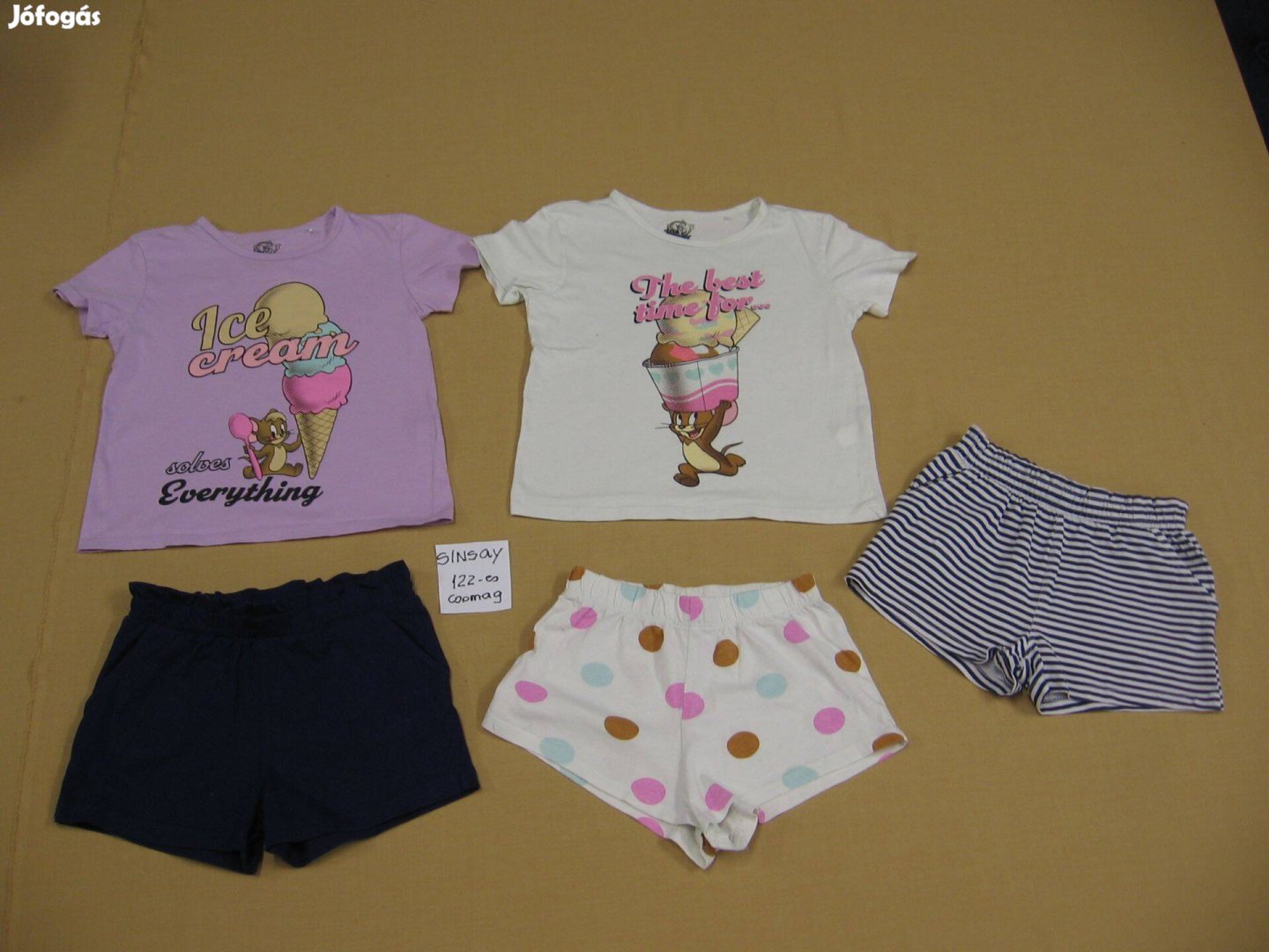 122-es kislány rövidnadrágok, pólók csomagban