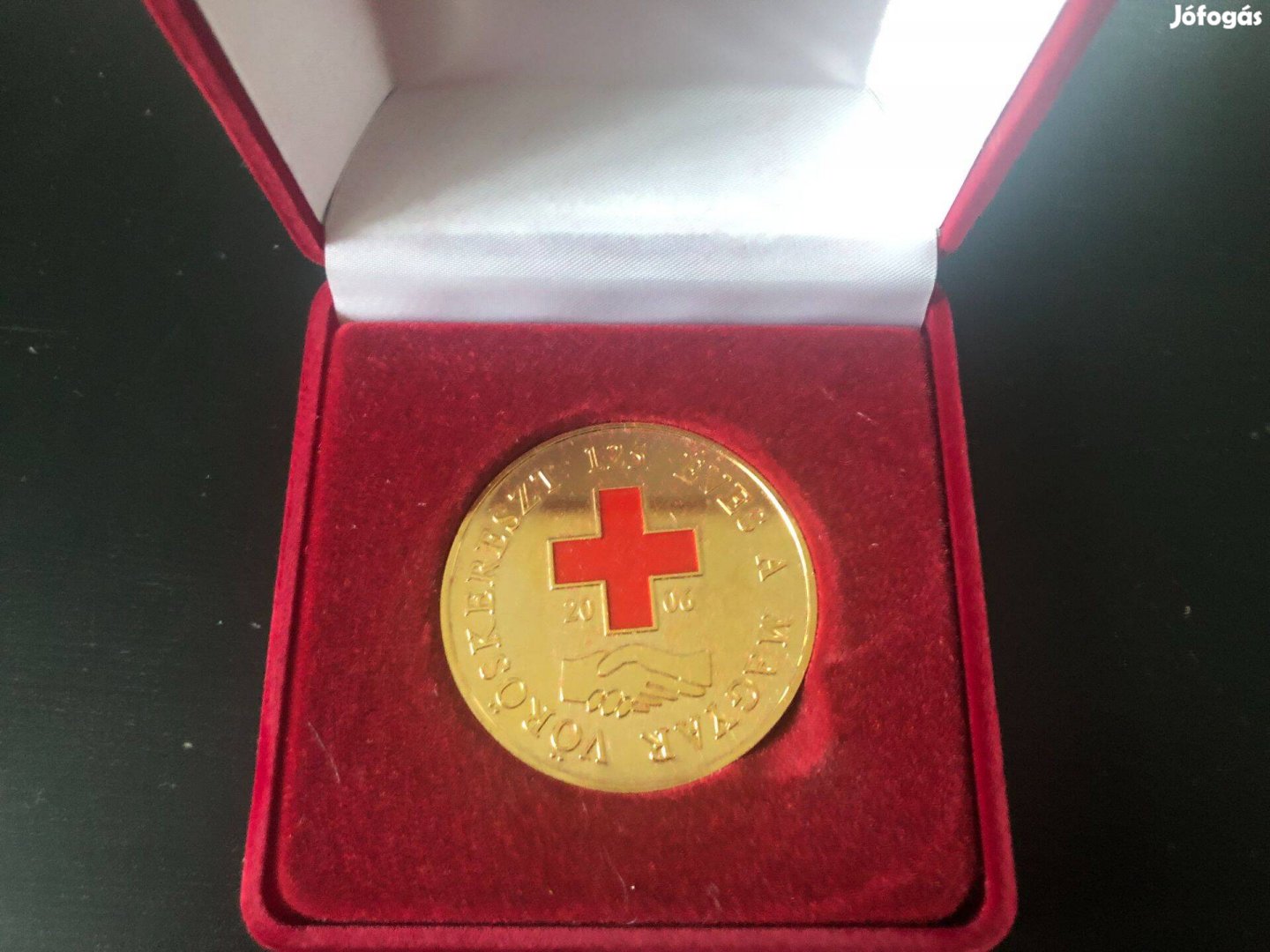 125 éves a Magyar Vöröskereszt dísz érme eredeti dobozban