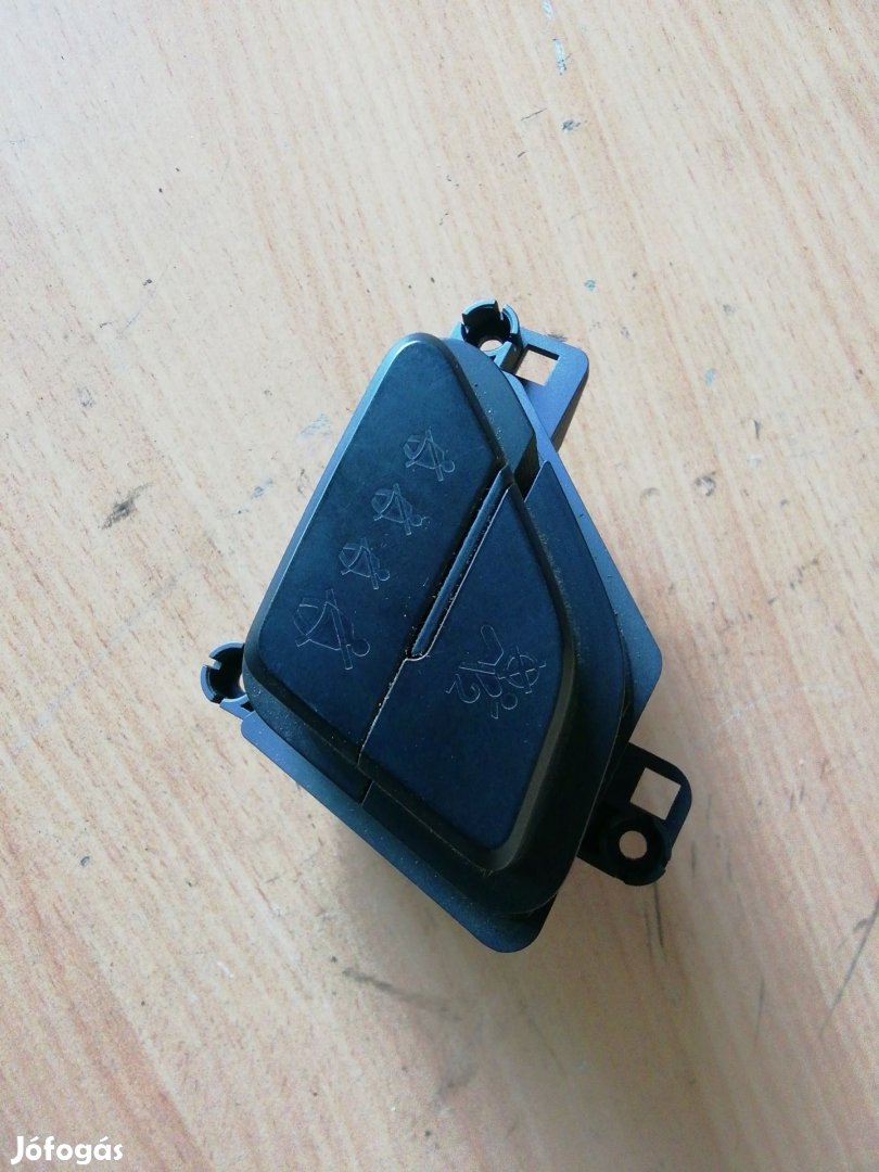 126771 Hyundai I 30 2008-2012 Belső kapcsoló