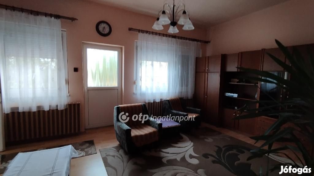 127 nm-es ház eladó Jászfelsőszentgyörgy