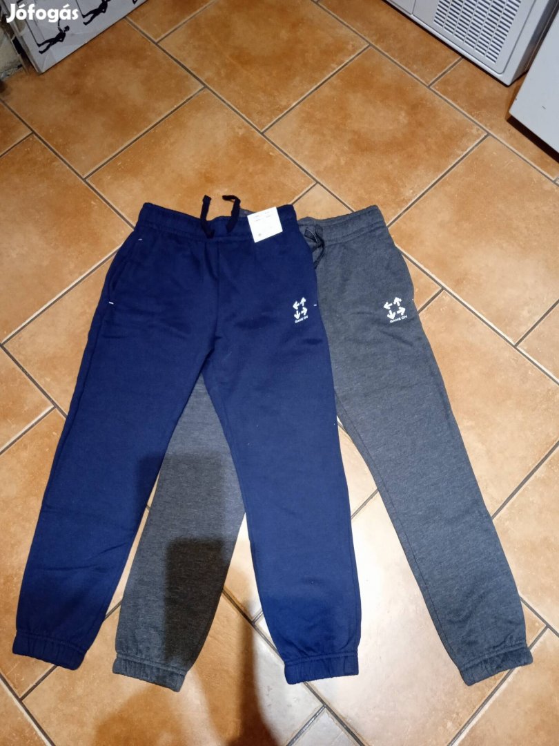 128-as új fiú szabadidő nadrág 2db