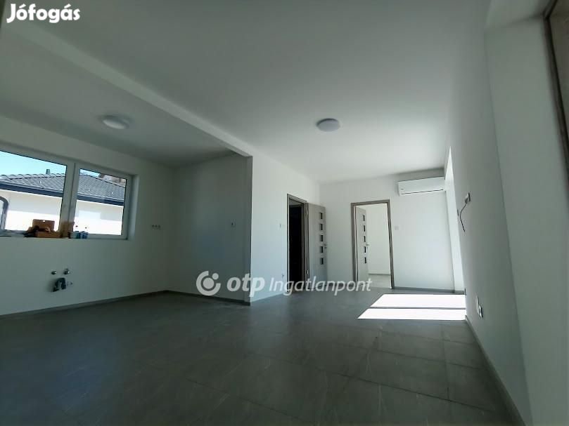 129 nm-es ház eladó Gyöngyös