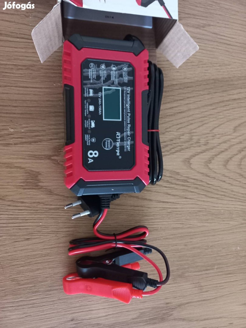 12V Autó Akkumulátor töltő gyors töltés 8A Autós 12 V