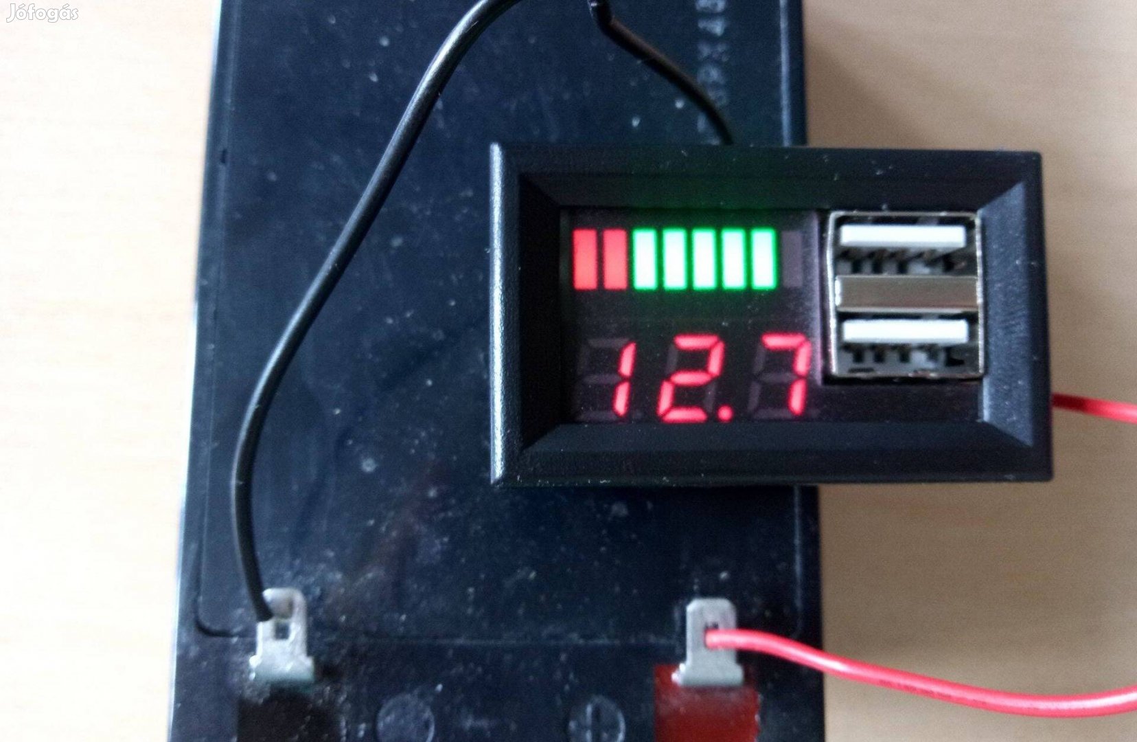 12V akkumulátor feszültség mérő usb-vel, akku, usb, panel műszer, volt