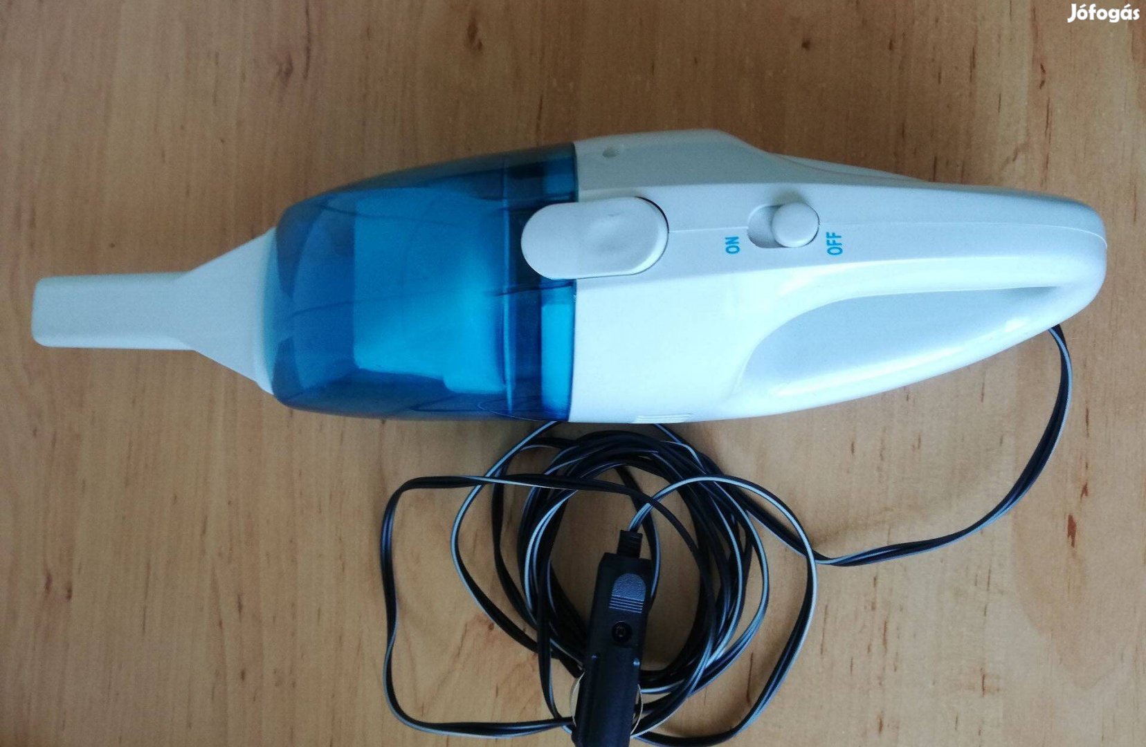 12 V-os kéziporszívó