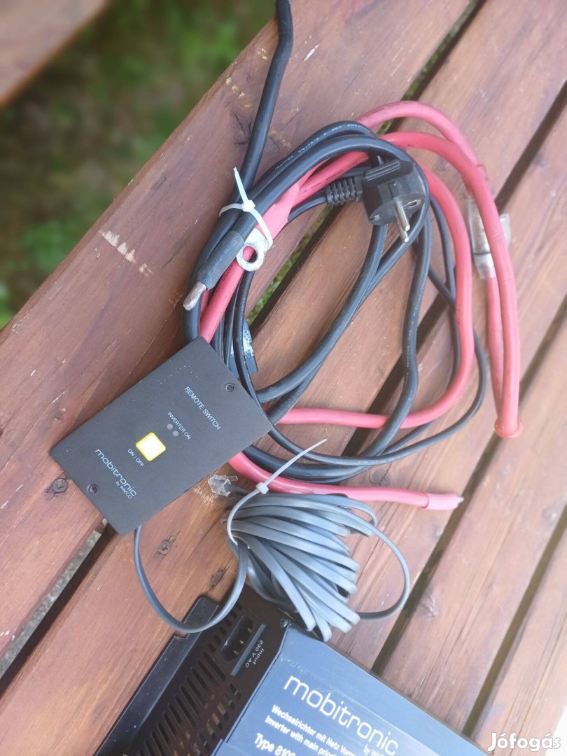 12 V-ról 230 V-ra váltó inverter