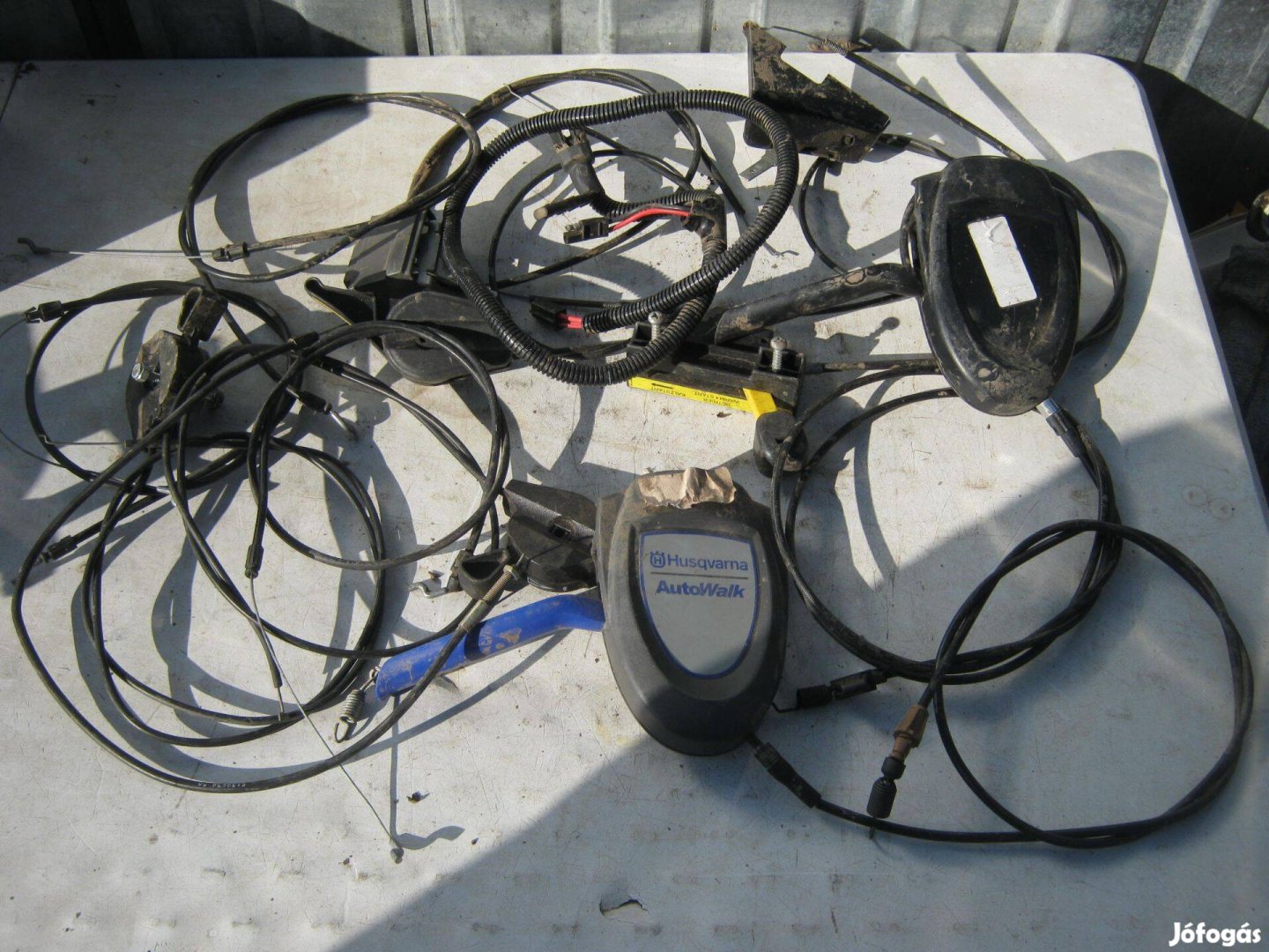 12 db fűnyíró bovden + 1 db fűnyíró elektromos kábel