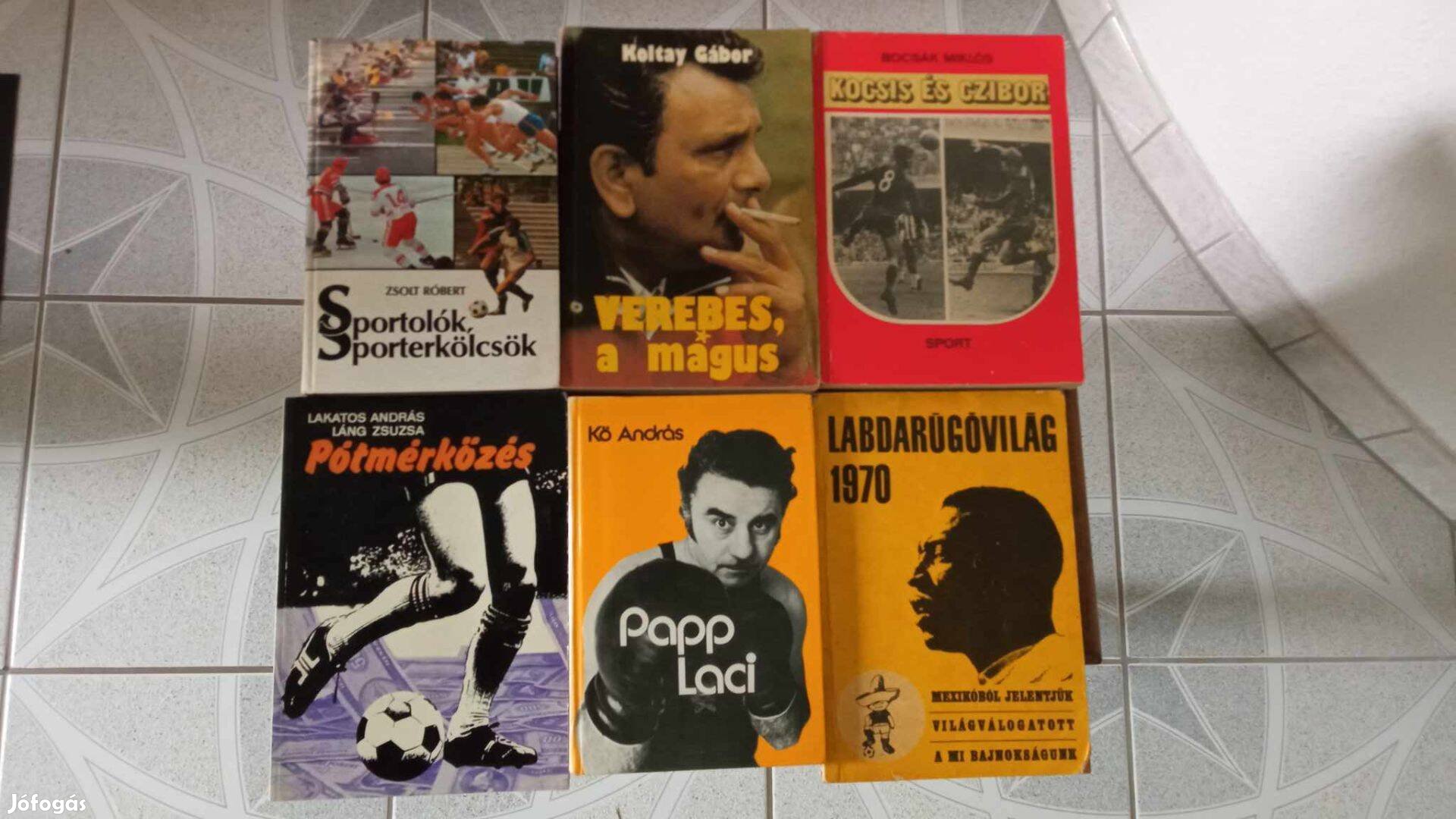 12 db régi retro sport könyv , foci, boksz együtt 1500 Ft