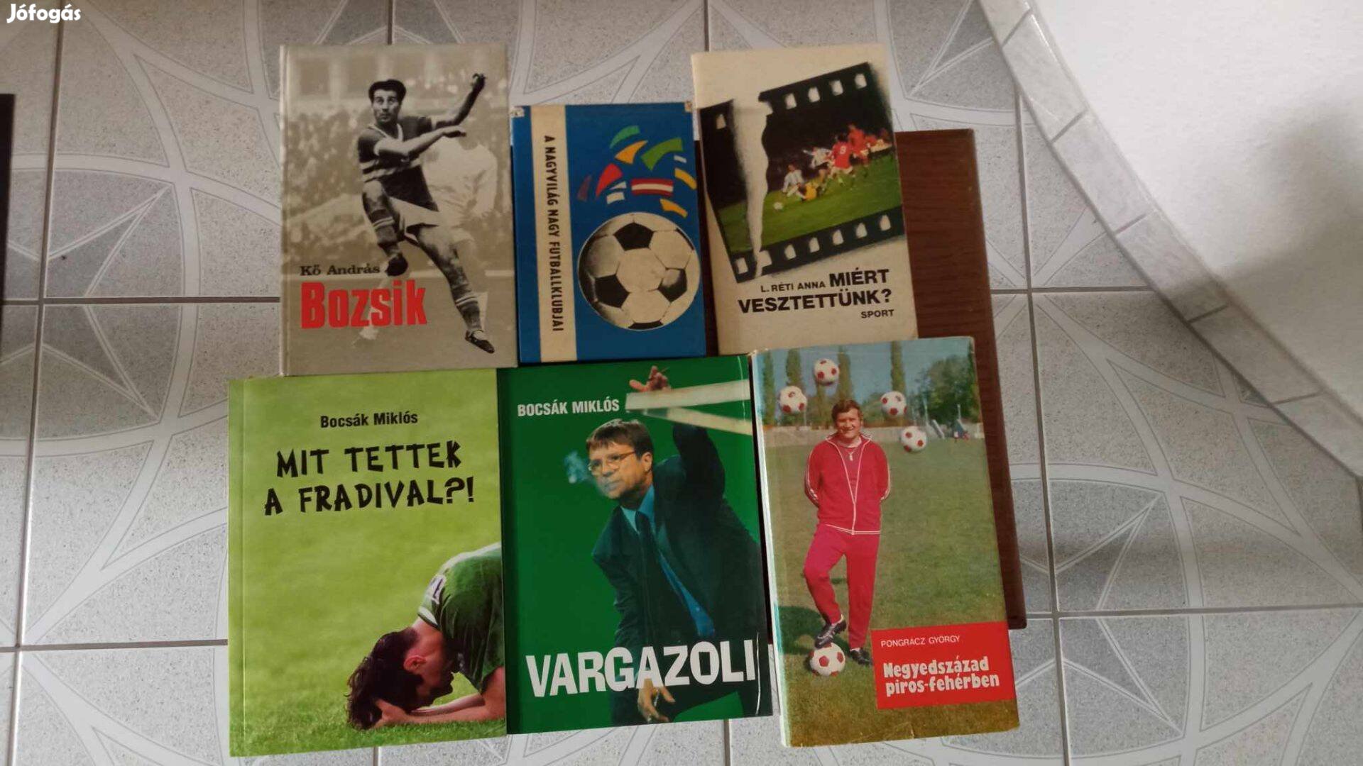 12 db retro sport könyv foci könyvek együtt 2000 Ft