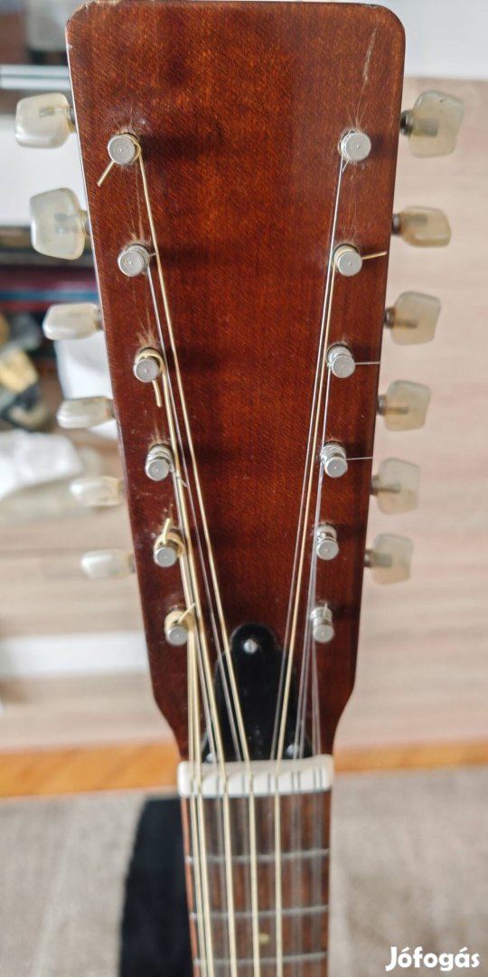 12 húros Hora akusztikus gitár