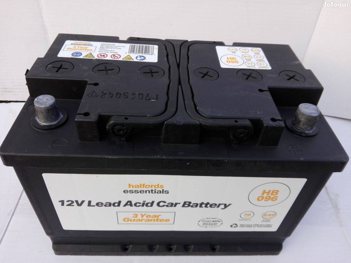 12v70ah Halfords akkumulátor újszerű, 3 hónap garanciával