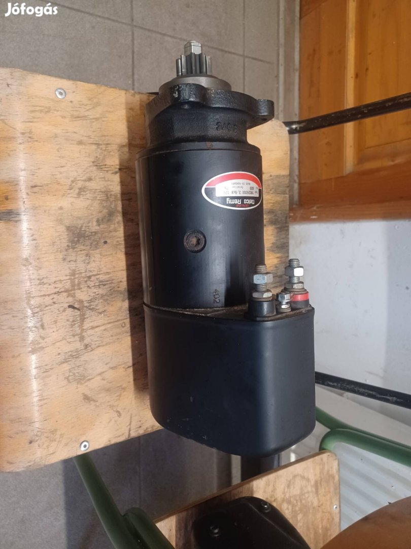 12v-os Bosch rendszerű önindító.
