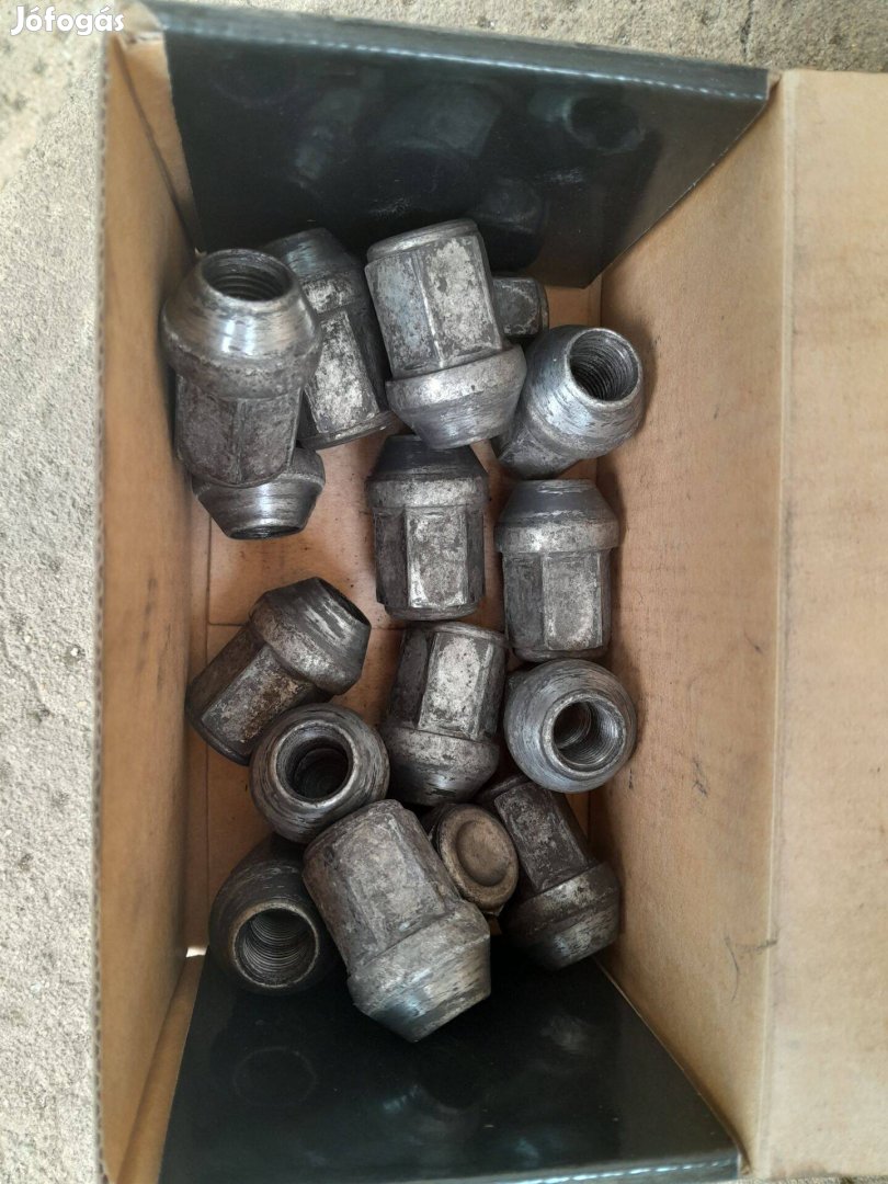 12x1,25 alufelni csavar készlet 16 db Nissan,és egyéb japán típusokhoz