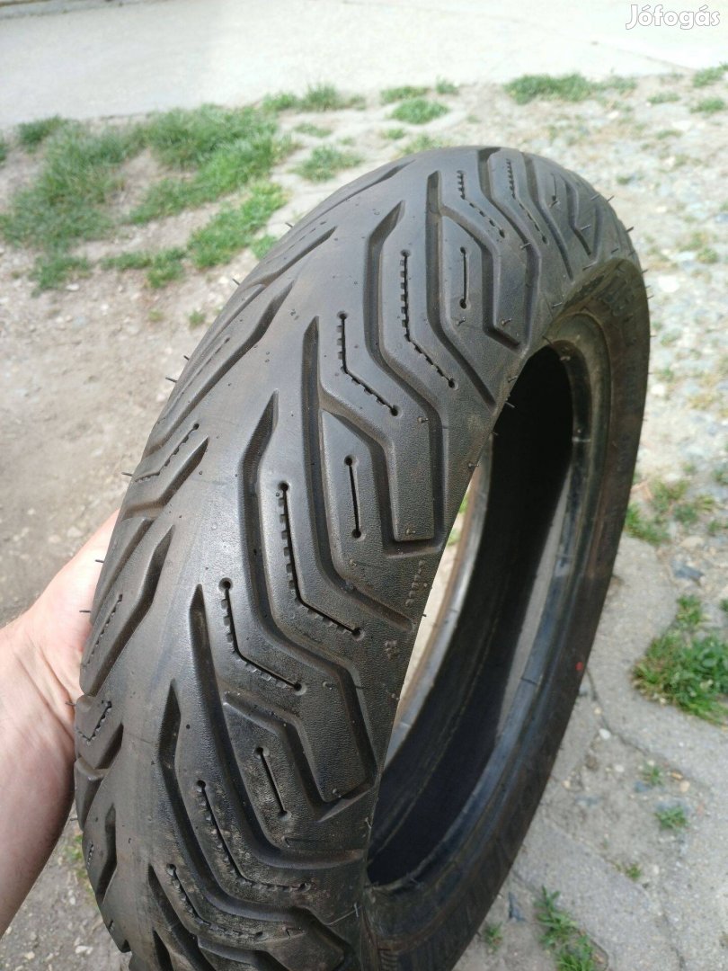 130/70-12 Michelin Citygrip2 robogó hátsó motorgumi 2023.évj. 95%