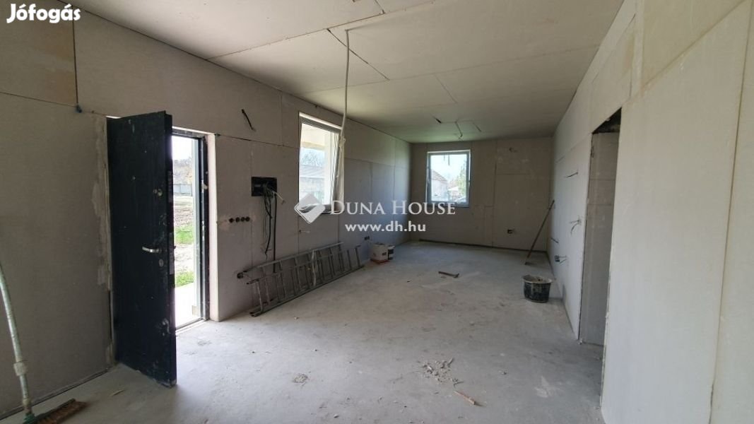 131 nm-es ház eladó Kóka