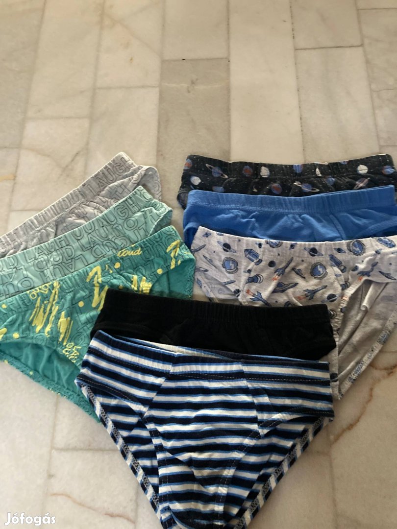 134-140-es alsónadrág 8 db együtt eladó