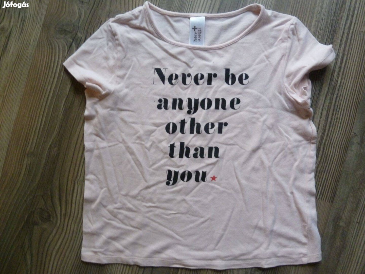 134140-es kislány póló