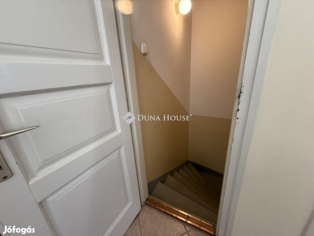 135 nm-es ház eladó Pécs