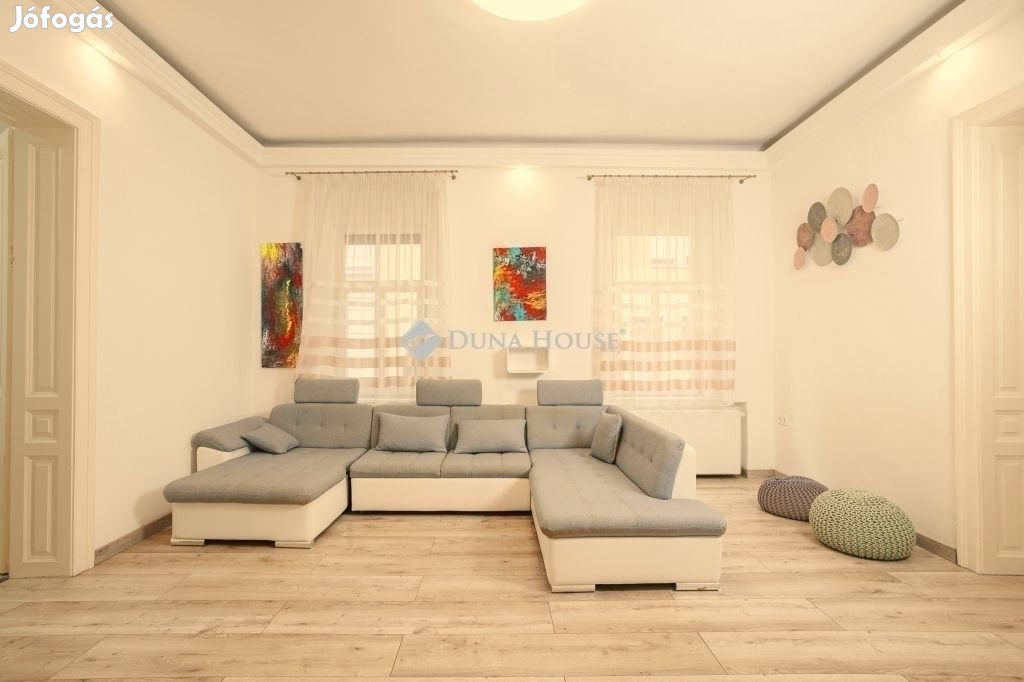 138 nm-es lakás eladó Pécs