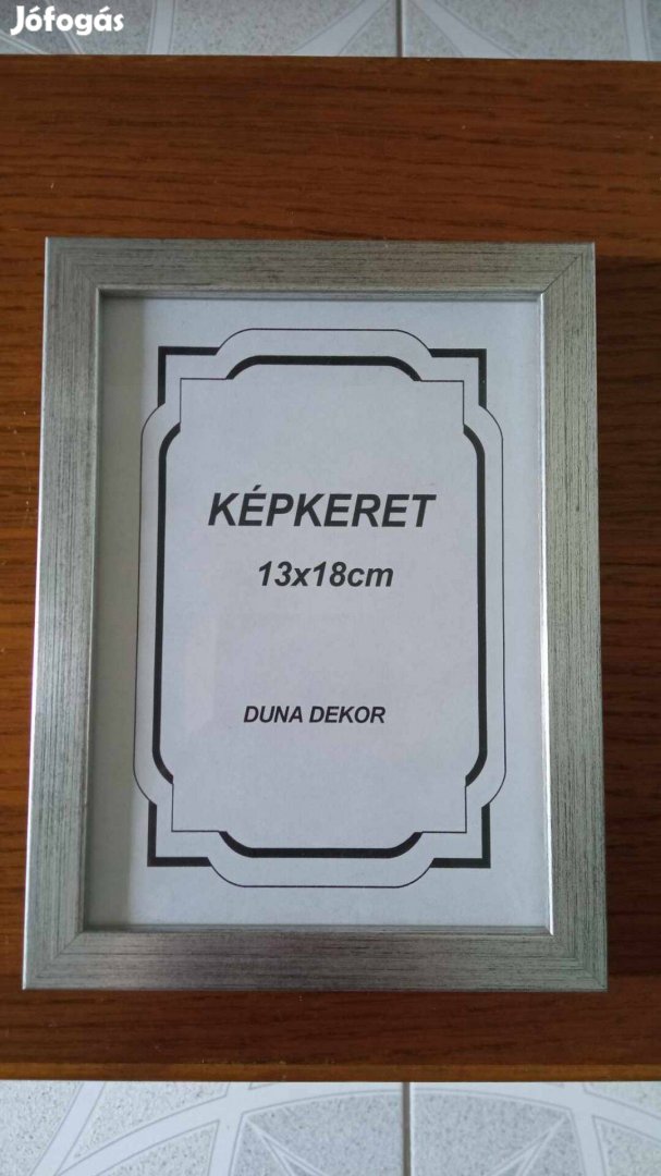 13*18 cm képkeret szürke 600 Ft