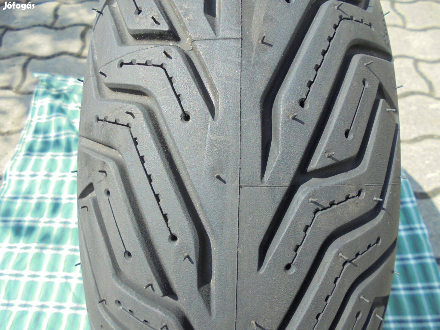 13-as új Michelin 3 éves motor gumi eladó