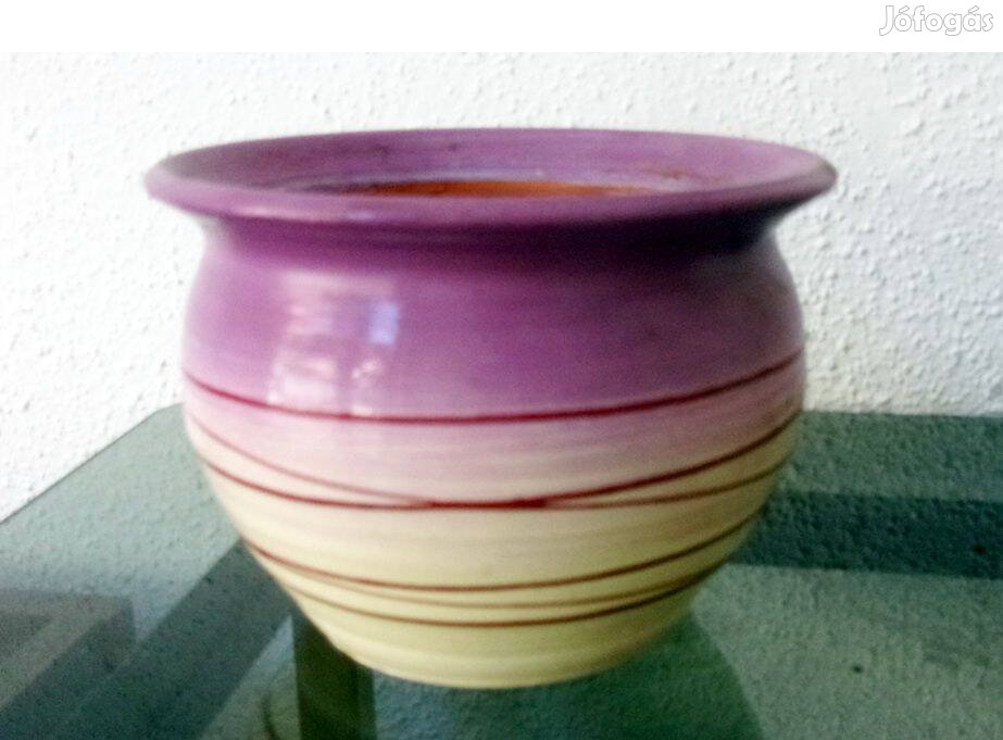 13 cm átmérőjű kerámia kaspó virágtartó Újpest központ