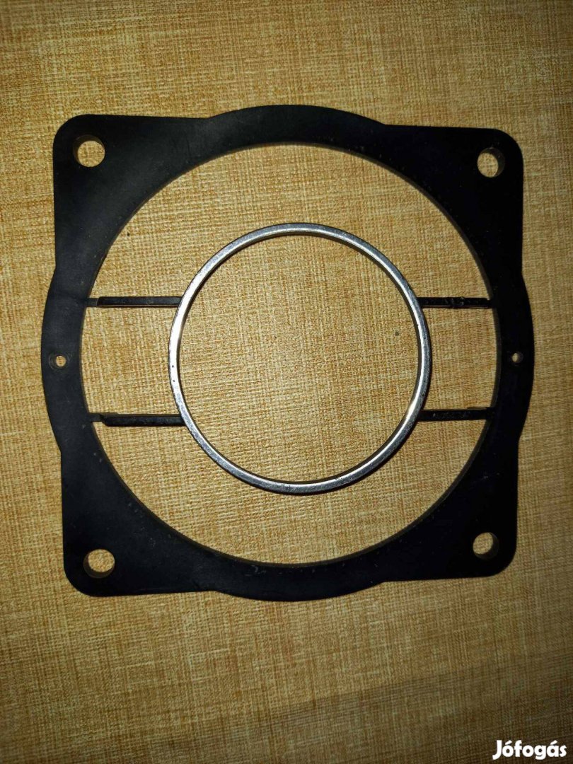 13 cm-es hangszóróhoz való hangszórórács