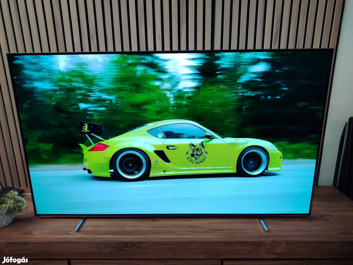 140CM OLED TV. Philips 4K. SMART WIFI TV